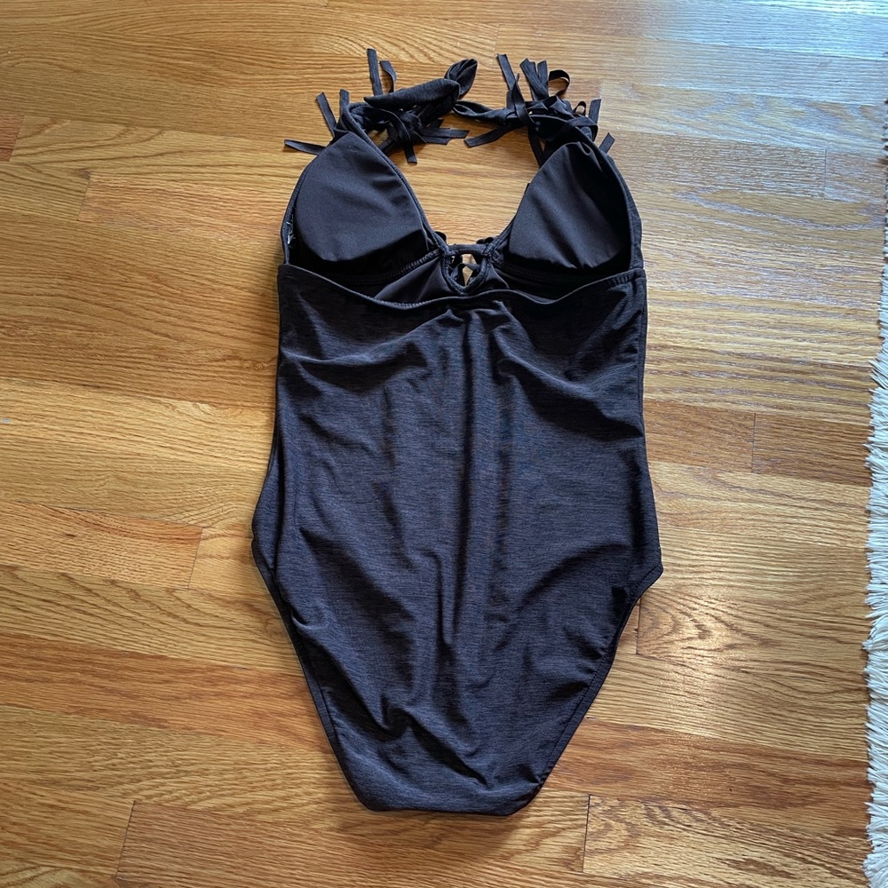 One piece bathing suit